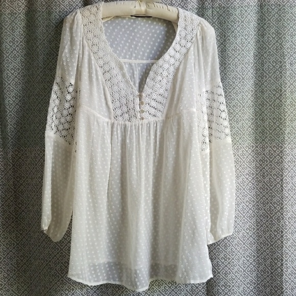 Daniel Rainn Tops - Daniel Rainn peasant blouse